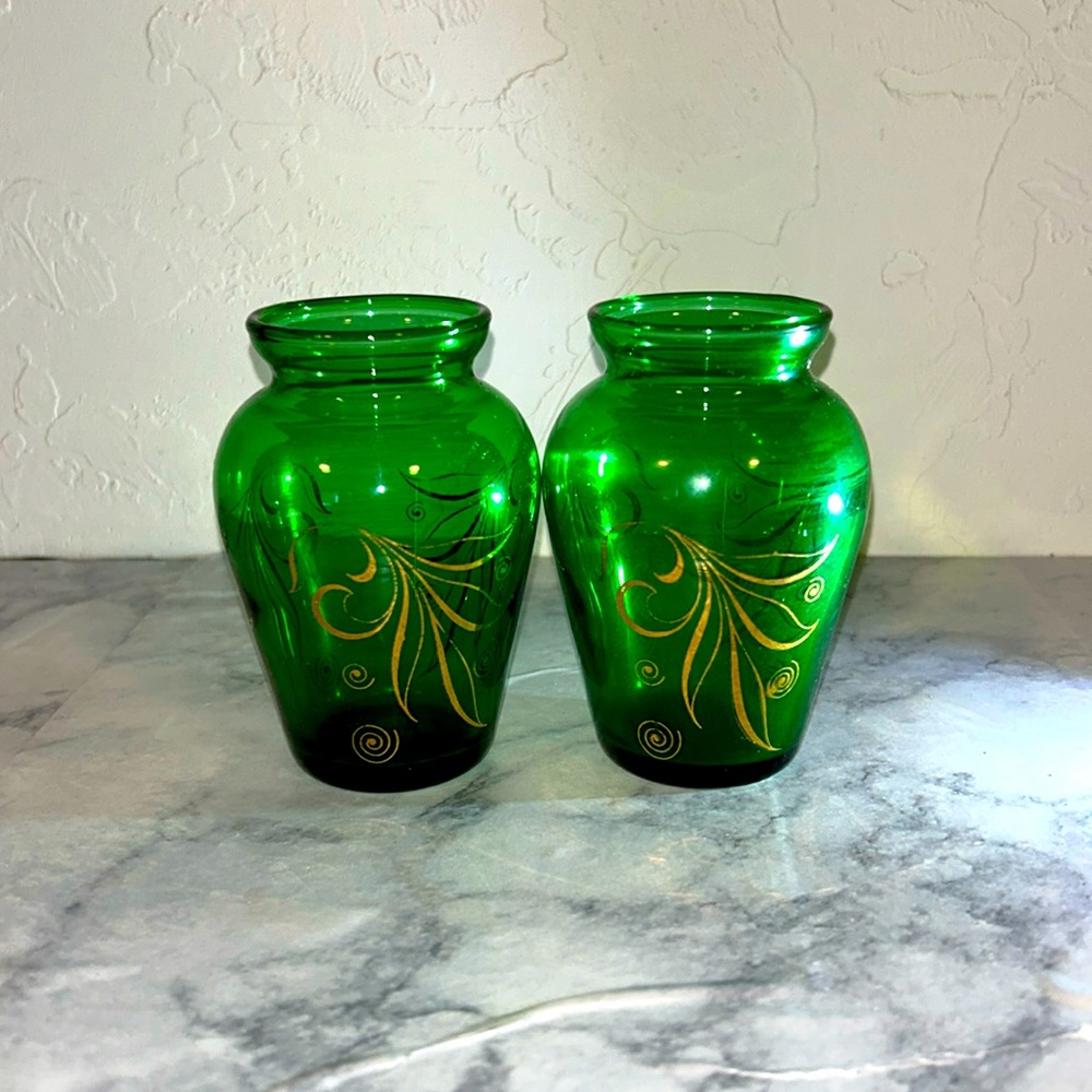 Anchor Hocking Pair of 2 Emerald Green and Gold Mini Bud Vases